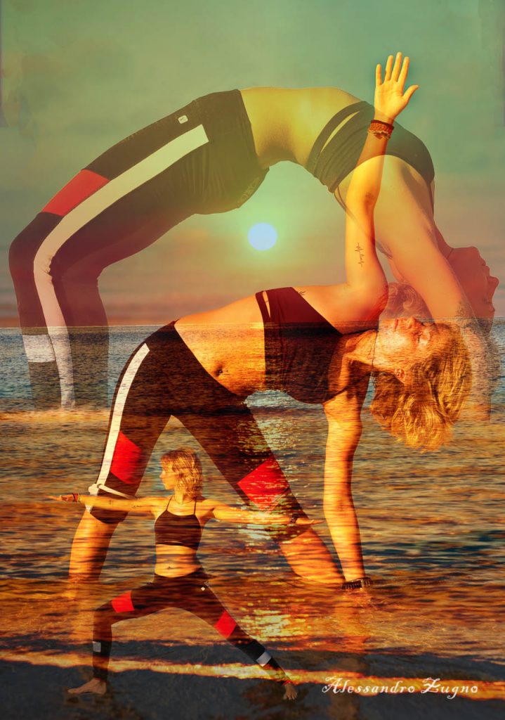 foto creativa di Yoga al mare