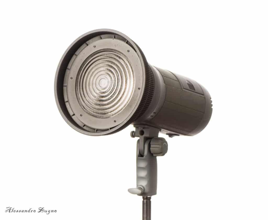 modificatori fotografici lente fresnel