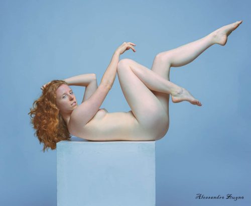 fotografia di nudo artistico in studio fotografico